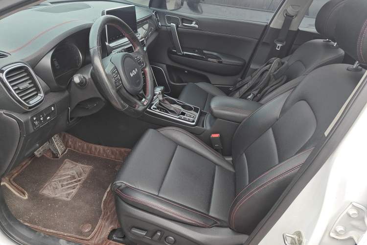 Used Kia KX5 2021 1.6T Automatic Two-Wheel Drive Luxury Edition Left Front Seat