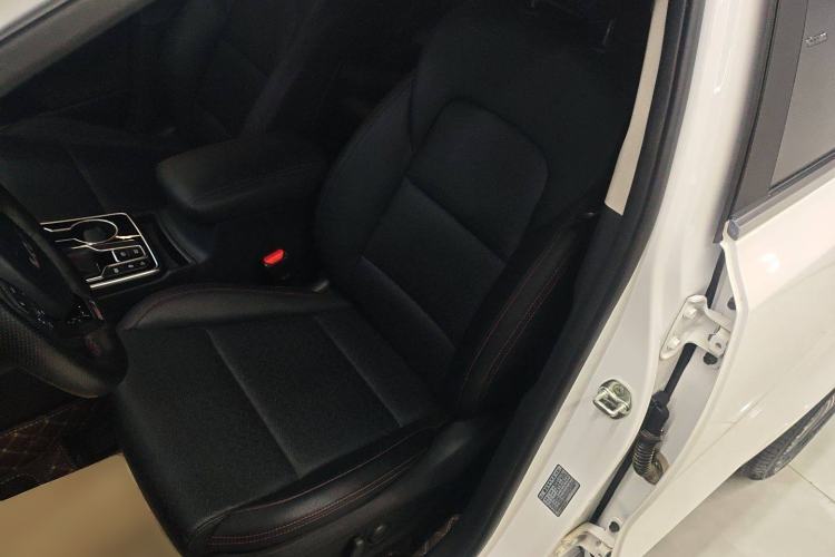 Used Kia KX5 2021 1.6T Automatic Two-Wheel Drive Luxury Edition Left Front Seat