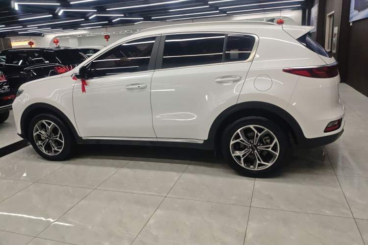 Used Kia KX5 2021 1.6T Automatic Two-Wheel Drive Luxury Edition Left Side