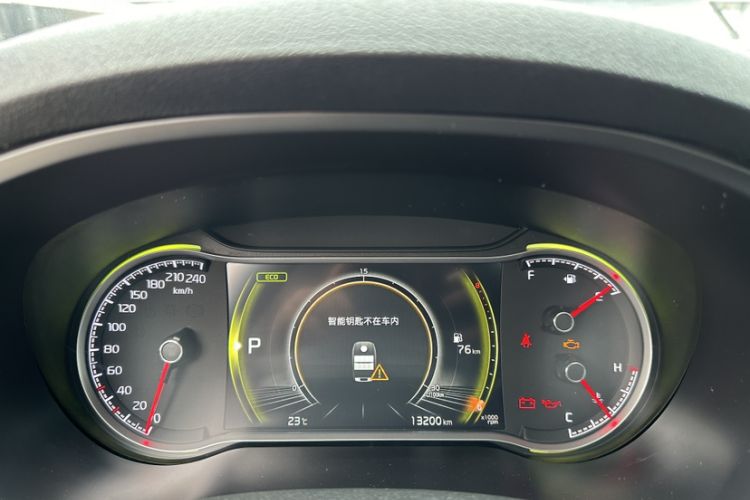 Used Kia KX5 2021 2.0L Automatic Two-Wheel Drive Comfort Edition Odometer Close Up