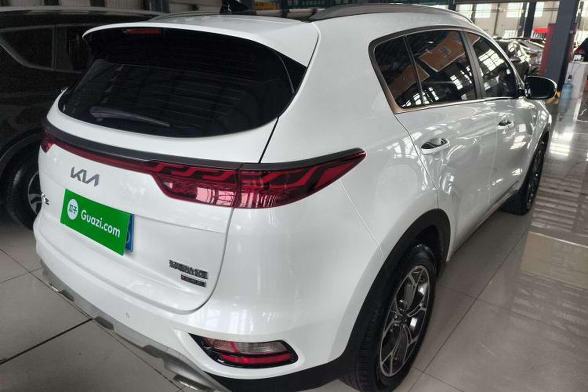 Used Kia KX5 2021 1.6T Automatic Two-Wheel Drive Luxury Edition Rear Right 45 Deg