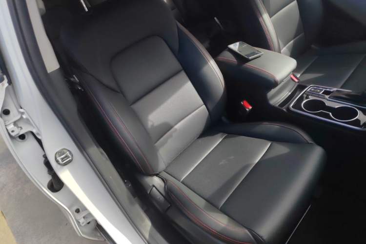 Used Kia KX5 2021 1.6T Automatic Two-Wheel Drive Luxury Edition Right Front Seat