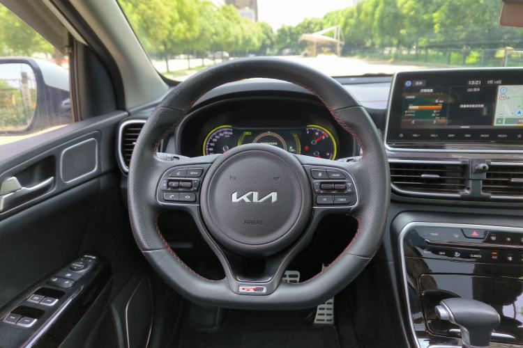 Used Kia KX5 2021 1.6T Automatic Two-Wheel Drive Luxury Edition Steering Wheel