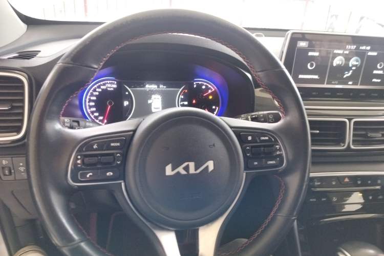Used Kia KX5 2021 2.0L Automatic Two-Wheel Drive Comfort Edition Steering Wheel