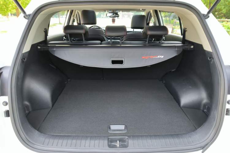 Used Kia KX5 2021 1.6T Automatic Two-Wheel Drive Luxury Edition Trunk
