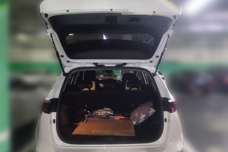 Used Kia KX5 2021 2.0L Automatic Two-Wheel Drive Comfort Edition Trunk