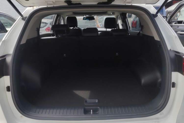 Used Kia KX5 2021 1.6T Automatic Two-Wheel Drive Luxury Edition Trunk