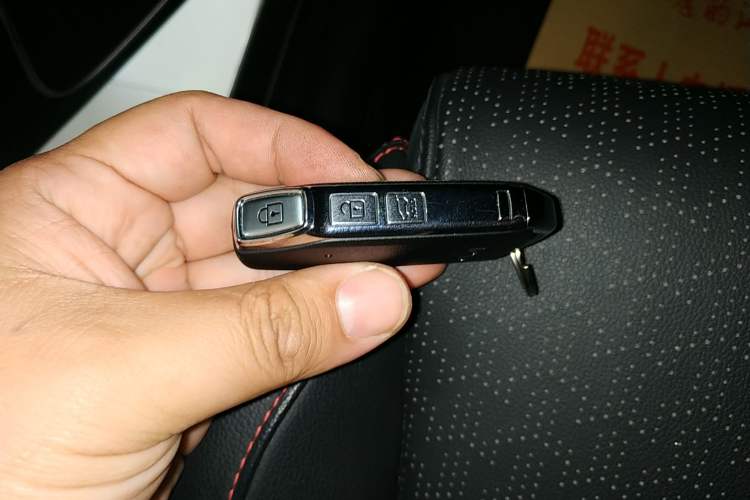 Used Kia KX5 2021 2.0L Automatic Two-Wheel Drive Comfort Edition Vehicle Key