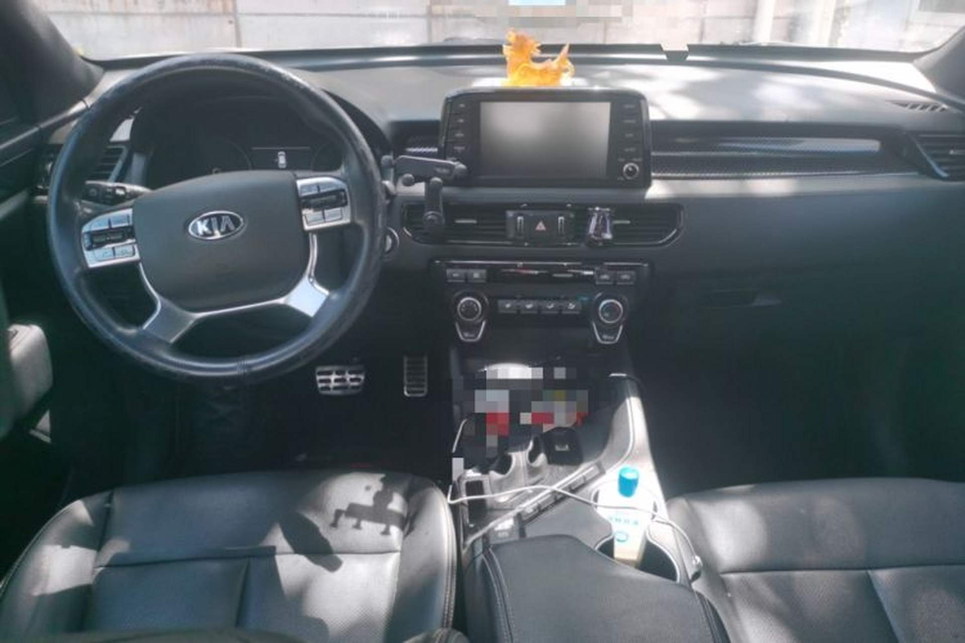Used Kia KX7 2017 2.0T Automatic Two-Wheel Drive GLS 7-Seater Center Console