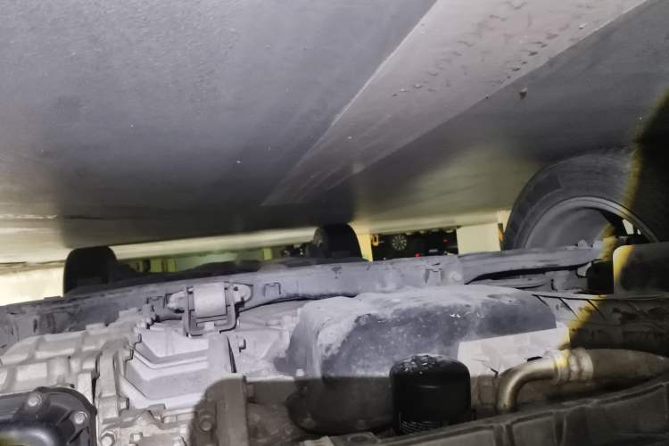 Used Kia KX7 2017 2.0T Automatic 4WD DLX 7-Seater Chassis Front