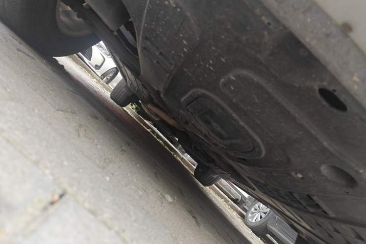 Used Kia KX7 2017 2.0L Automatic 2WD GLS 5-Seater Chassis Front