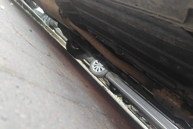 Used Kia KX7 2017 2.0L Automatic 2WD GLS 5-Seater Chassis Front Right