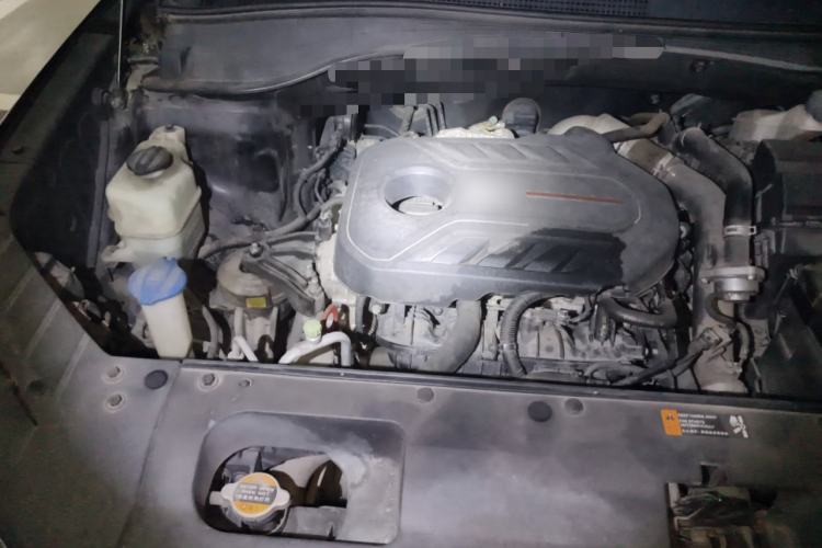 Used Kia KX7 2017 2.0T Automatic 4WD DLX 7-Seater Engine Bay Right