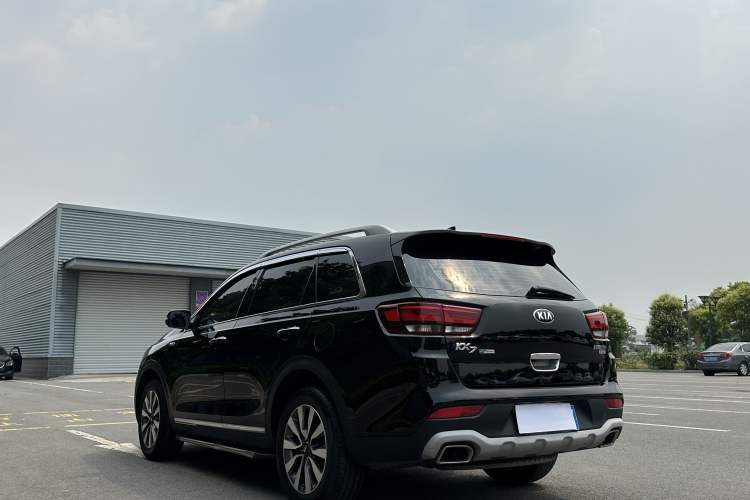 Used Kia KX7 2017 2.0T Automatic All-Wheel Drive LUX 7-Seater Exterior 7