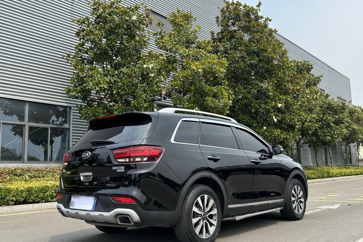 Used Kia KX7 2017 2.0T Automatic All-Wheel Drive LUX 7-Seater Exterior 8