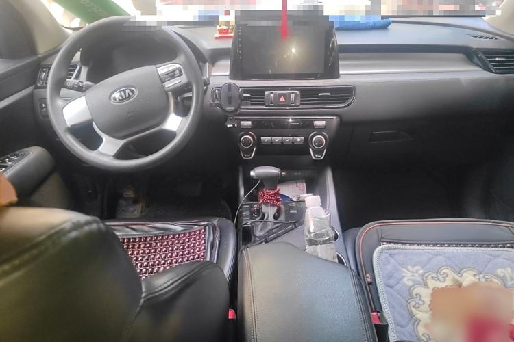 Used Kia KX7 2017 2.0L Automatic 2WD SMART 5-seater Interior 2