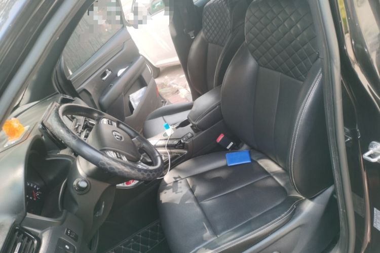 Used Kia KX7 2017 2.0T Automatic Two-Wheel Drive GLS 7-Seater Left Front Seat