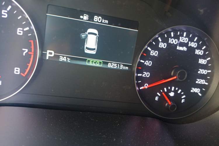 Used Kia KX7 2017 2.0T Automatic All-Wheel Drive LUX 7-Seater Odometer Close Up