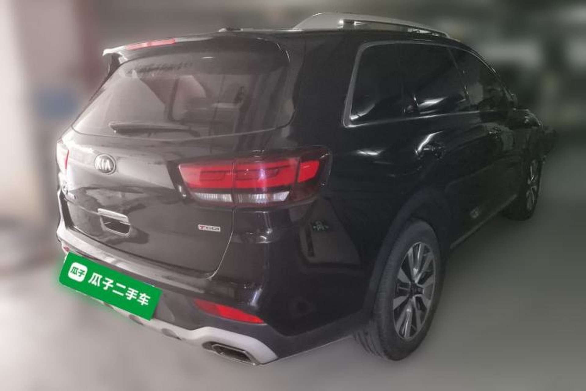 Used Kia KX7 2017 2.0T Automatic 4WD DLX 7-Seater Rear Right 45 Deg