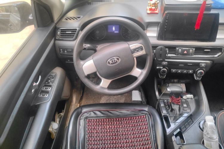 Used Kia KX7 2017 2.0L Automatic 2WD SMART 5-seater Steering Wheel