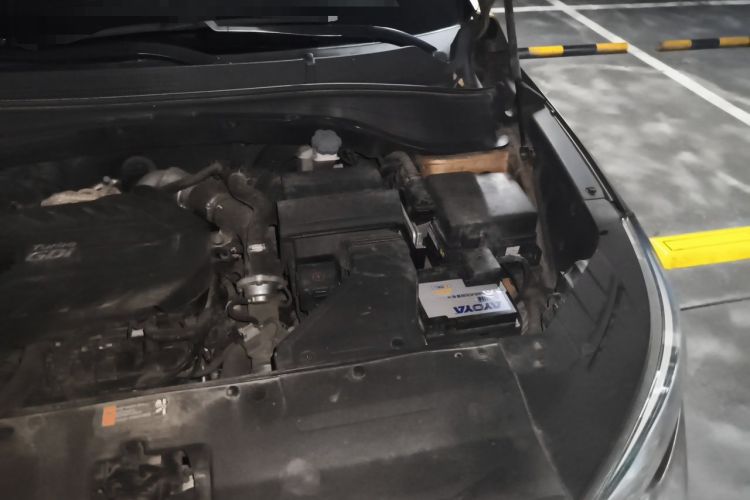 Used Kia KX7 2017 2.0T Automatic 4WD DLX 7-Seater Engine Bay Left