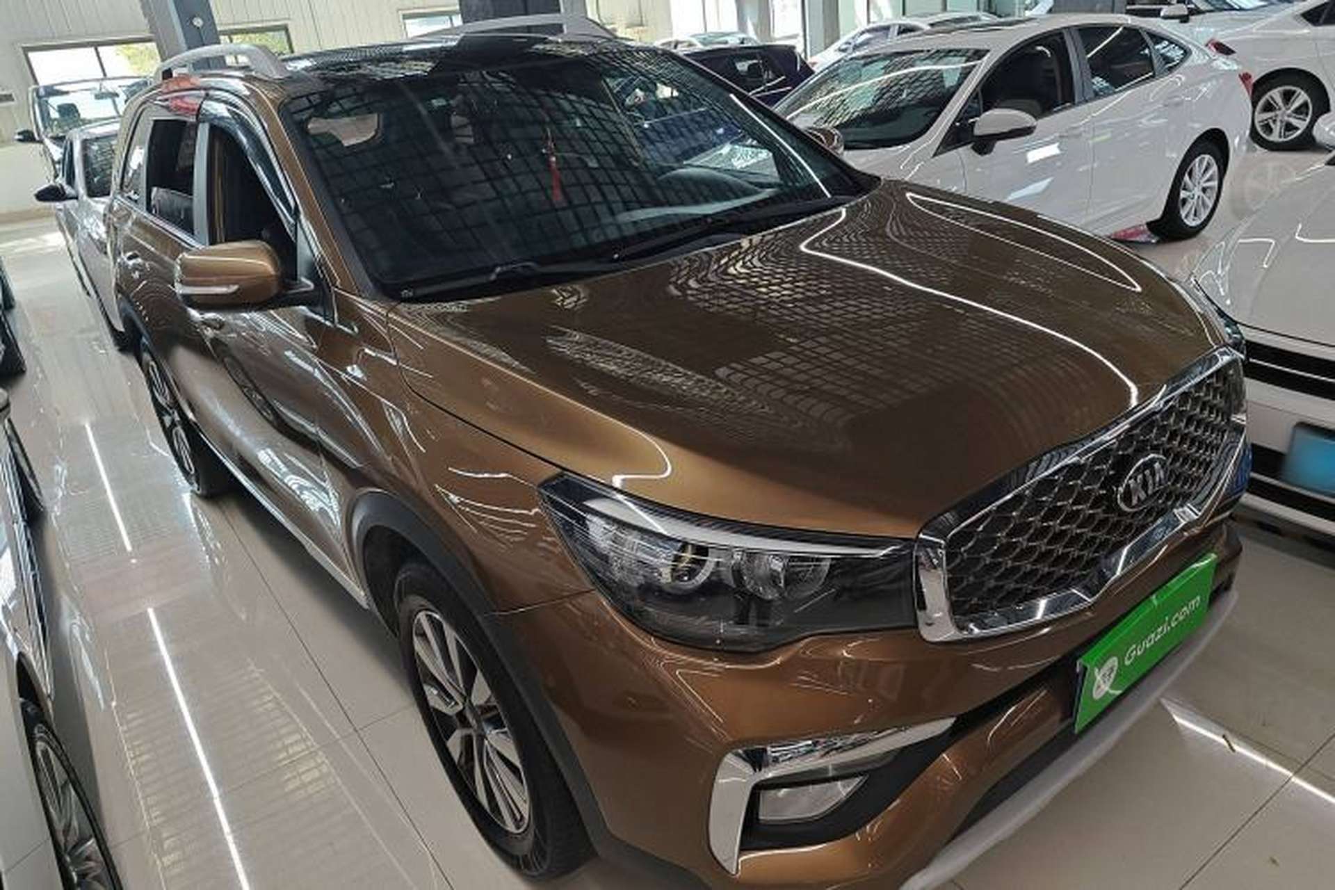 Used Kia KX7 2017 2.0T Automatic Two-Wheel Drive GLS 7-Seater Exterior 2