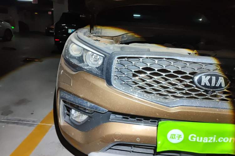 Used Kia KX7 2017 2.0T Automatic All-Wheel Drive LUX 7-Seater Right Front Headlight