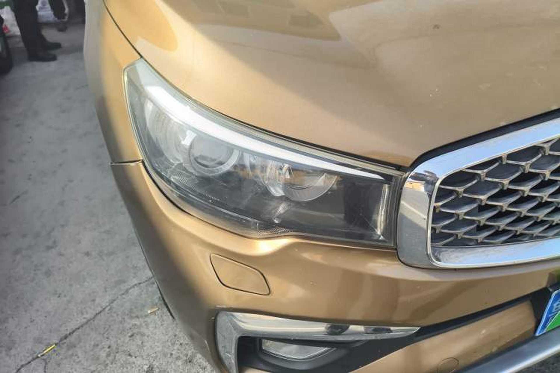 Used Kia KX7 2017 2.0T Automatic All-Wheel Drive LUX 7-Seater Right Front Headlight