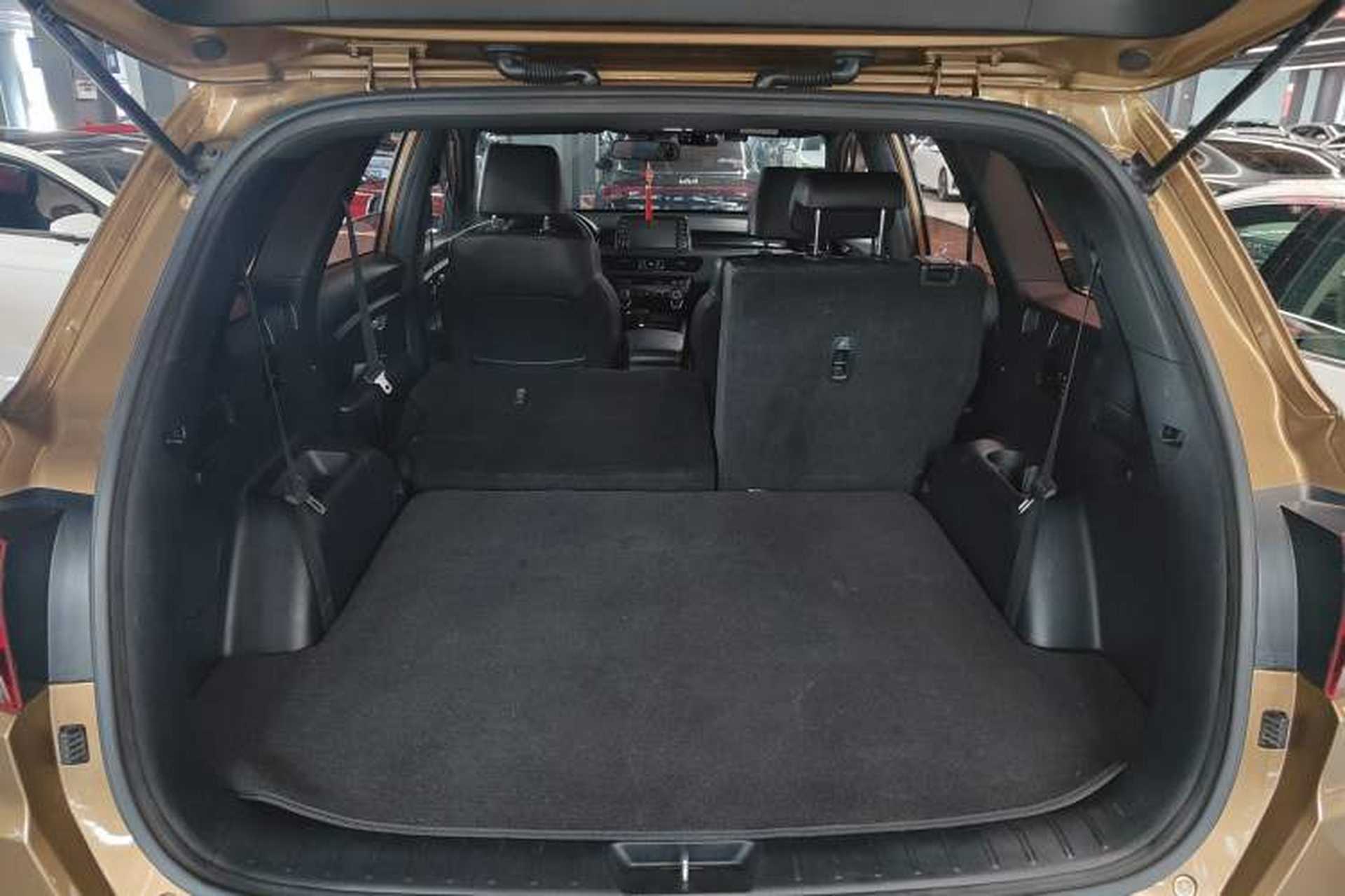 Used Kia KX7 2017 2.0T Automatic Two-Wheel Drive GLS 7-Seater Trunk