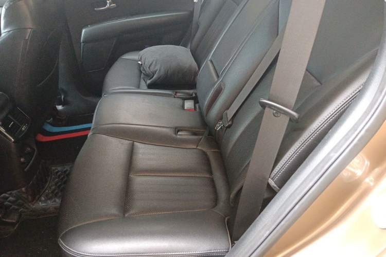 Used Kia KX7 2017 2.0L Automatic 2WD GLS 5-Seater Left Rear Seat