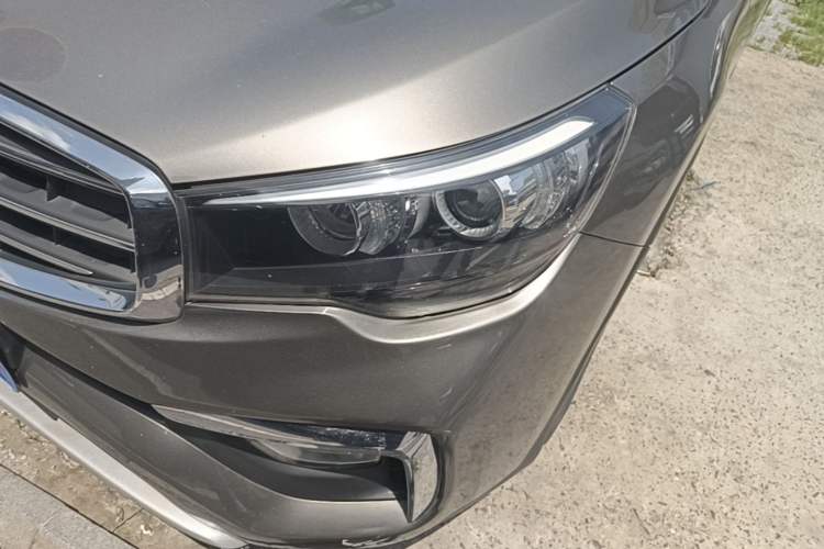 Used Kia KX7 2017 2.0L Automatic 2WD GLS 5-Seater Left Front Headlight