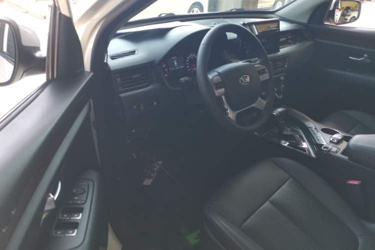 Used Kia KX7 2017 2.4L Automatic 2WD GLS 5-Seater Driver Seat