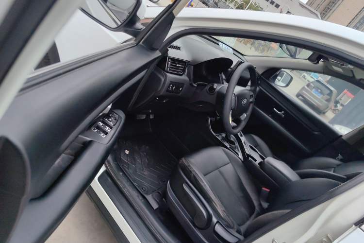Used Kia KX7 2017 2.0L Automatic 2WD SMART 5-seater Driver Seat