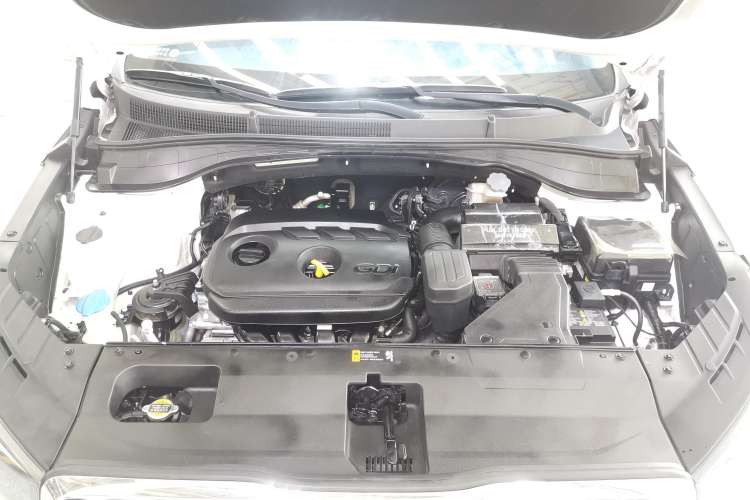 Used Kia KX7 2017 2.0L Automatic 2WD GLS 5-Seater Engine Bay