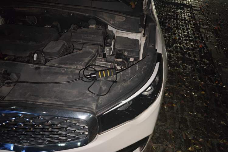 Used Kia KX7 2017 2.4L Automatic 2WD GLS 5-Seater Engine Bay Left