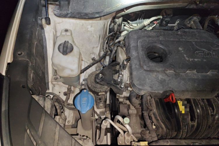 Used Kia KX7 2017 2.4L Automatic 2WD GLS 5-Seater Engine Bay Right