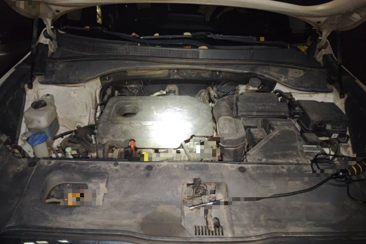 Used Kia KX7 2017 2.4L Automatic 2WD GLS 5-Seater Engine Bay