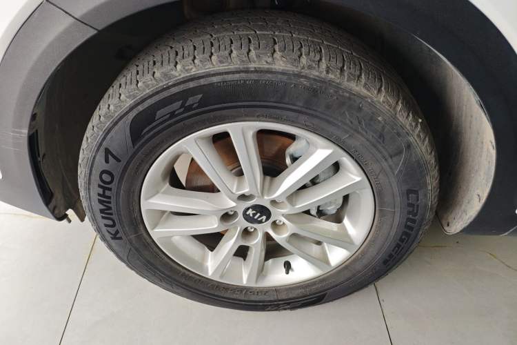Used Kia KX7 2017 2.0L Automatic 2WD GLS 5-Seater Exterior 4