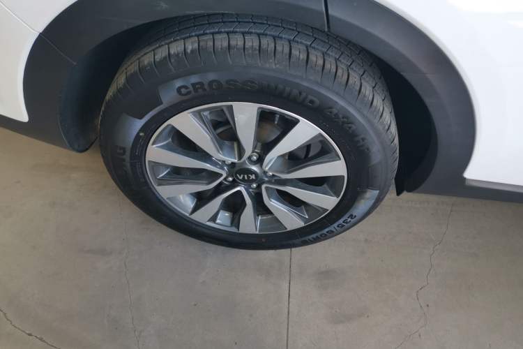 Used Kia KX7 2017 2.4L Automatic 2WD GLS 5-Seater Exterior 5