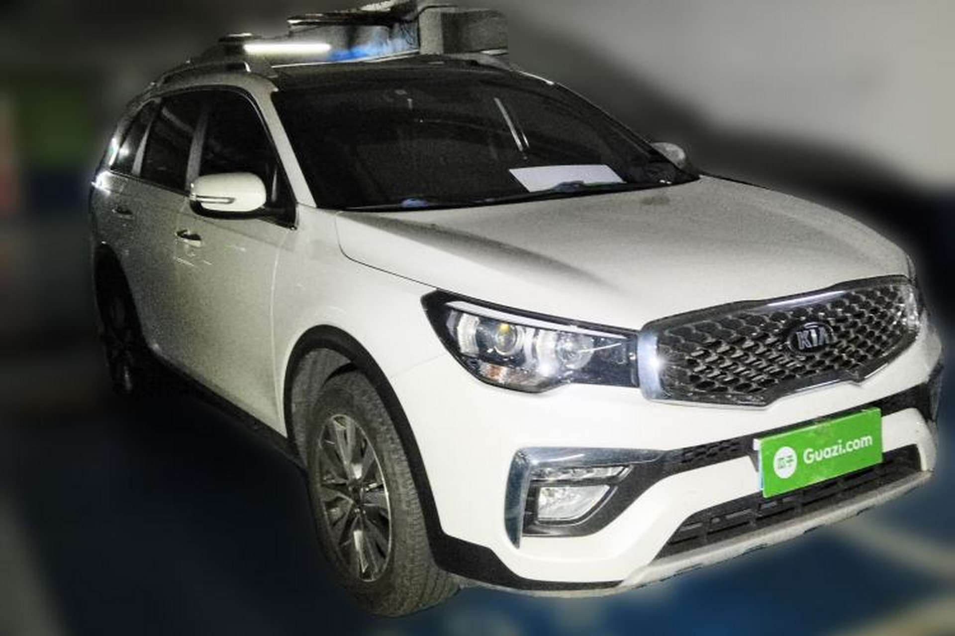 Used Kia KX7 2017 2.0T Automatic Two-Wheel Drive GLS 7-Seater Front Right 45 Deg