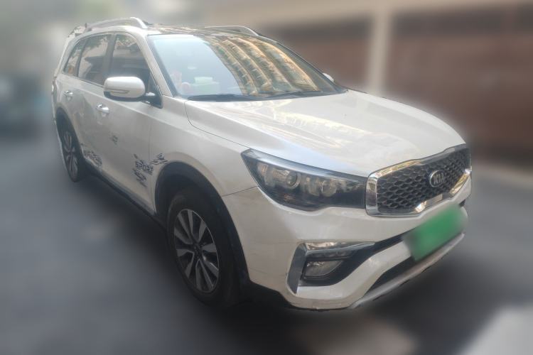 Used Kia KX7 2017 2.0T Automatic Two-Wheel Drive GLS 7-Seater Front Right 45 Deg