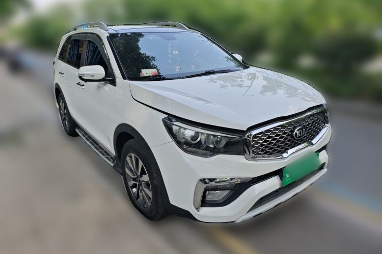Used Kia KX7 2017 2.0T Automatic Two-Wheel Drive GLS 7-Seater Front Right 45 Deg