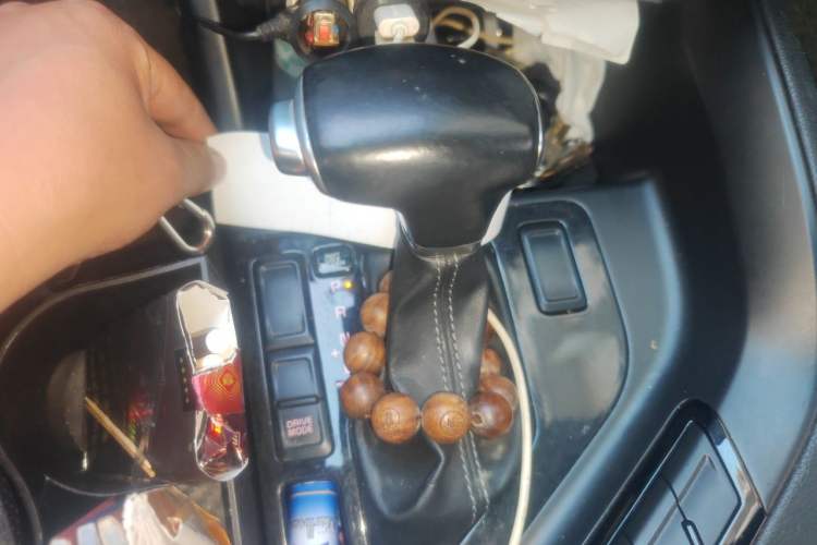 Used Kia KX7 2017 2.0T Automatic Two-Wheel Drive GLS 7-Seater Gear Lever