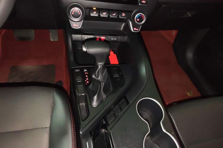 Used Kia KX7 2017 2.0L Automatic 2WD GL 5 Seats Gear Lever