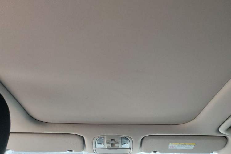 Used Kia KX7 2017 2.0L Automatic 2WD GLS 5-Seater Headliner