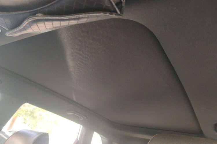 Used Kia KX7 2017 2.0T Automatic Two-Wheel Drive GLS 7-Seater Headliner