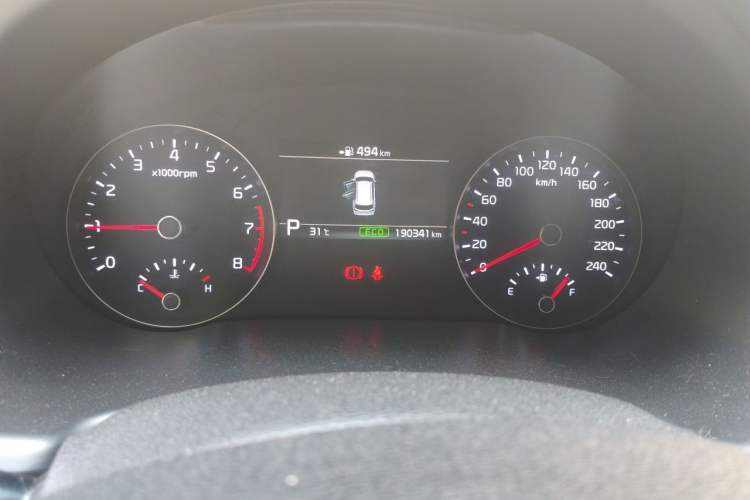 Used Kia KX7 2017 2.0T Automatic Two-Wheel Drive GLS 7-Seater Instrument Cluster
