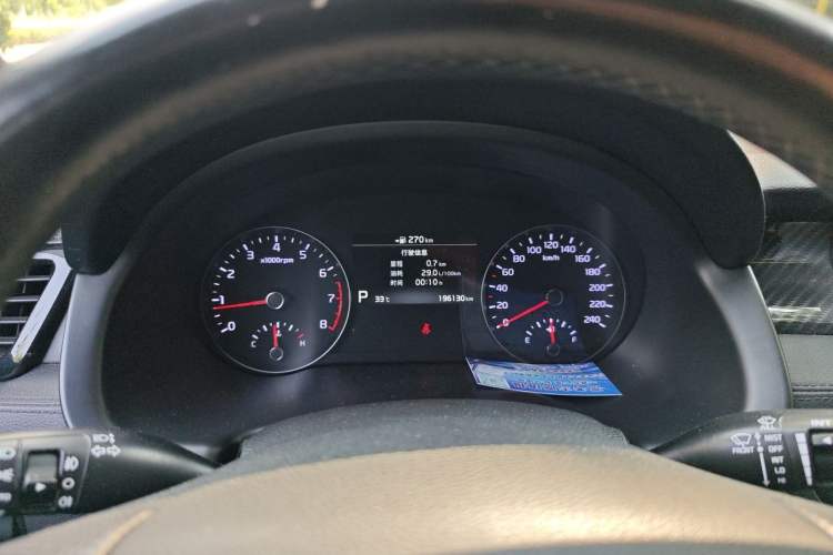Used Kia KX7 2017 2.0T Automatic Two-Wheel Drive GLS 7-Seater Instrument Cluster