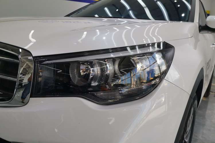 Used Kia KX7 2017 2.0L Automatic 2WD GLS 5-Seater Left Front Headlight