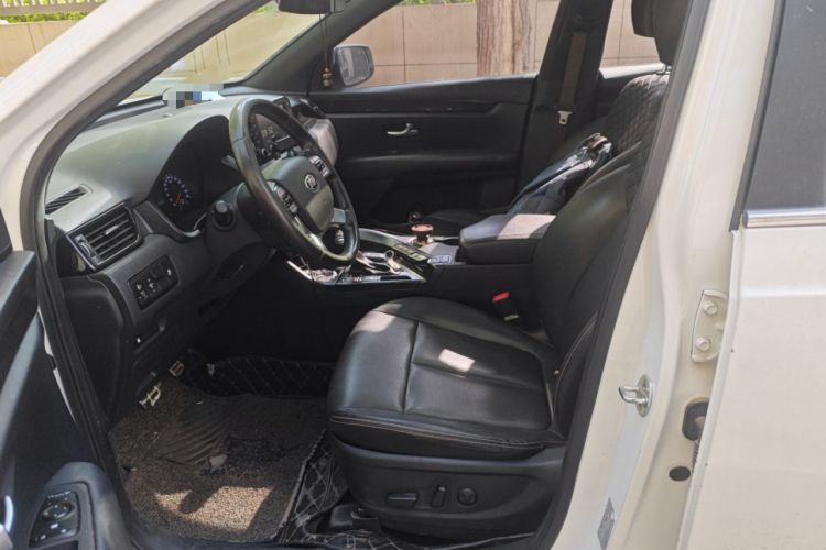 Used Kia KX7 2017 2.0T Automatic 4WD DLX 7-Seater Left Front Seat